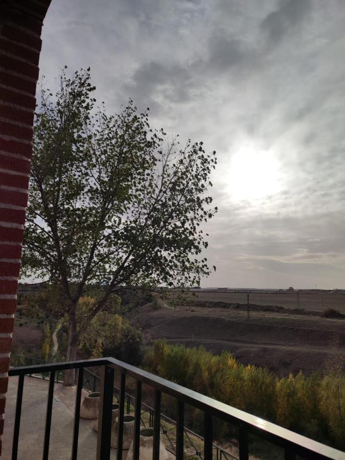 Cuestas Del Arevalillo Apartamento Arévalo Exterior foto